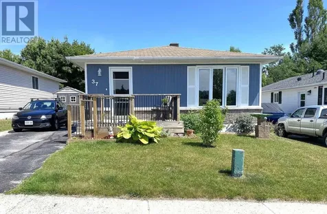 37 Ste. Camillus Crescent Elliot Lake ON P5A 3J8