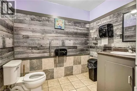 669 Colborne Street East Brantford ON N3S 3M8