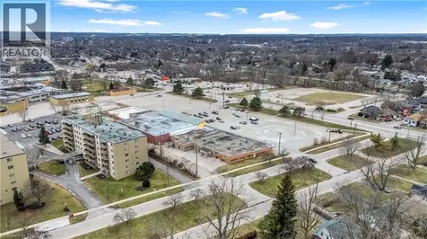 669 Colborne Street East Brantford ON N3S 3M8