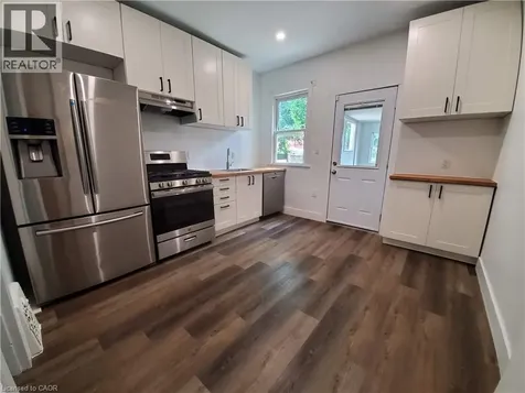 198 Sherman Avenue North Hamilton ON L8L 6M9