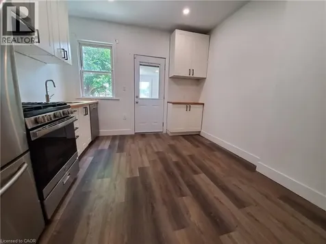 198 Sherman Avenue North Hamilton ON L8L 6M9