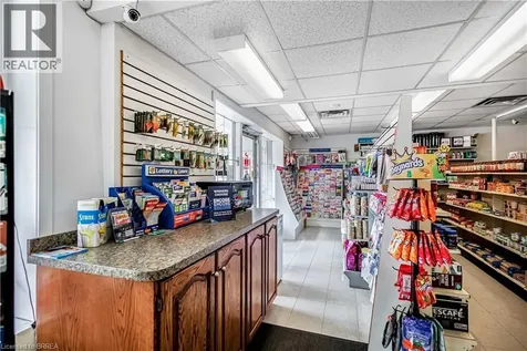 215 Grand River Avenue Brantford ON N3T 4Y3