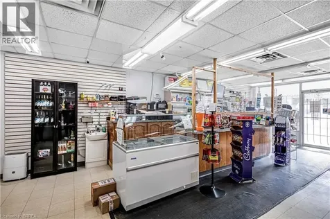 215 Grand River Avenue Brantford ON N3T 4Y3