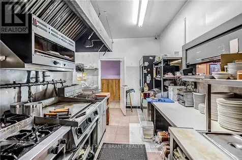 669 Colborne Street East Brantford ON N3S 3M8