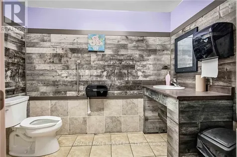 669 Colborne Street East Brantford ON N3S 3M8