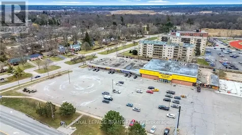 669 Colborne Street East Brantford ON N3S 3M8