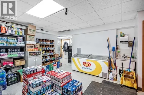 215 Grand River Avenue Brantford ON N3T 4Y3