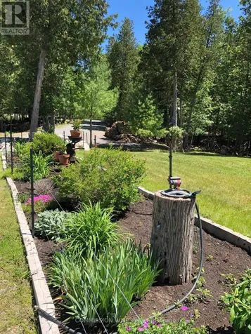 185 Morris Island Drive Ottawa ON K7S 3G7