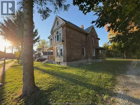 27 & 31 Wade Street Chatham ON N7M 3T6