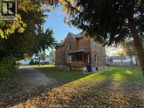 27 & 31 Wade Street Chatham ON N7M 3T6