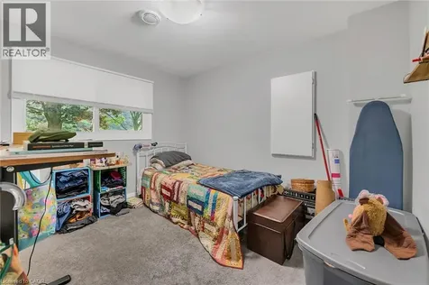 407 Castlegrove Place London ON N6G 1L1