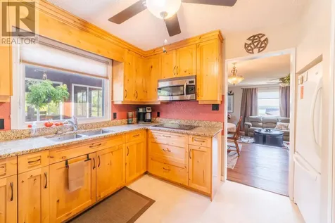 164 Winnipeg Avenue Minaki ON P0X 1J0