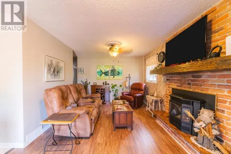 164 Winnipeg Avenue Minaki ON P0X 1J0
