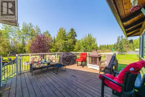 164 Winnipeg Avenue Minaki ON P0X 1J0