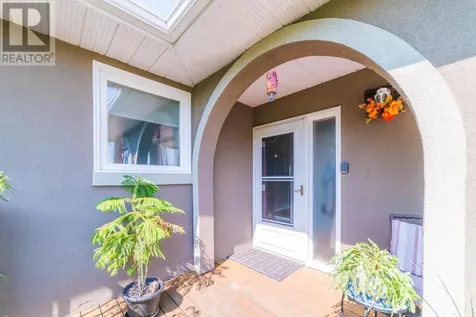 164 Winnipeg Avenue Minaki ON P0X 1J0