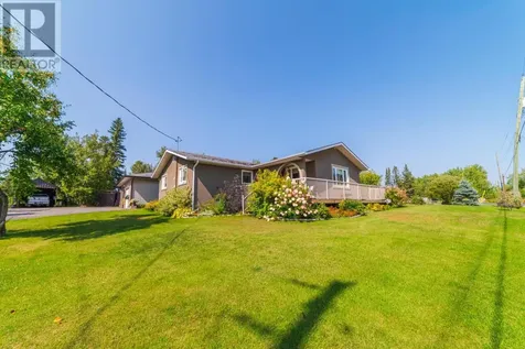 164 Winnipeg Avenue Minaki ON P0X 1J0