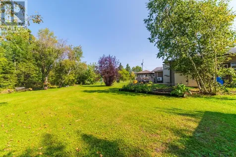 164 Winnipeg Avenue Minaki ON P0X 1J0