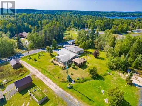 164 Winnipeg Avenue Minaki ON P0X 1J0