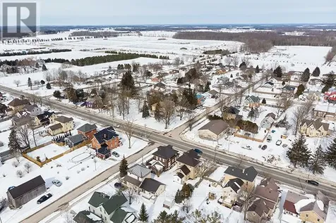 Elora Street Minto ON N0G 1M0