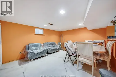 3245 Baby Street Windsor ON N9C 1K7