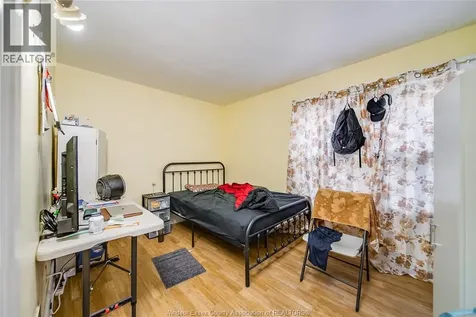 3245 Baby Street Windsor ON N9C 1K7