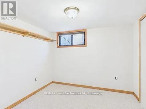 213 Huron Road Huron-kinloss ON N2Z 2X3