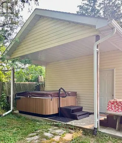 213 Huron Road Huron-kinloss ON N2Z 2X3