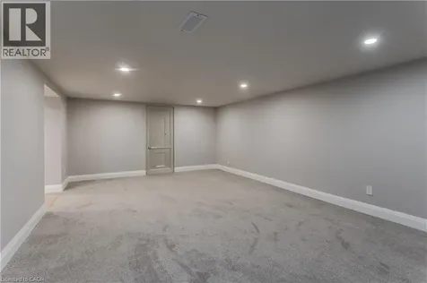 128 Margaret Avenue Stoney Creek ON L8G 3G8