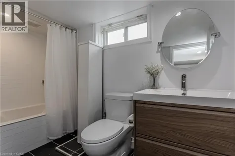 128 Margaret Avenue Stoney Creek ON L8G 3G8