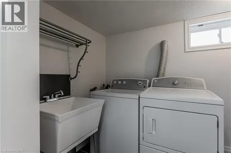 128 Margaret Avenue Stoney Creek ON L8G 3G8