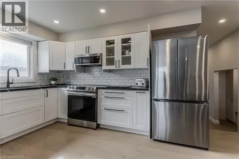 128 Margaret Avenue Stoney Creek ON L8G 3G8