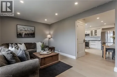 128 Margaret Avenue Stoney Creek ON L8G 3G8