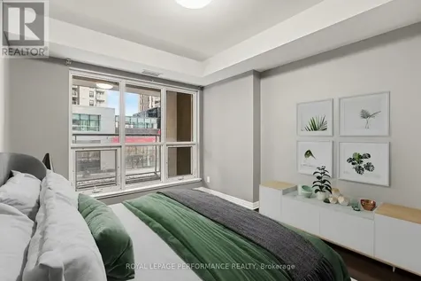 242 Rideau Street Ottawa ON K1N 0B7
