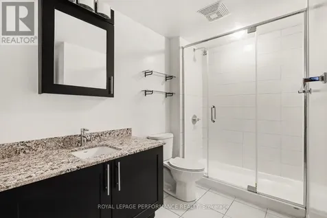 242 Rideau Street Ottawa ON K1N 0B7
