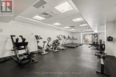 242 Rideau Street Ottawa ON K1N 0B7