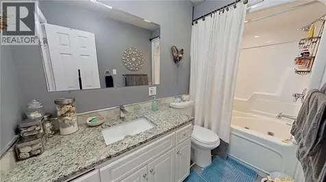 27 Hepburn Avenue St. Thomas ON N5R 4J4