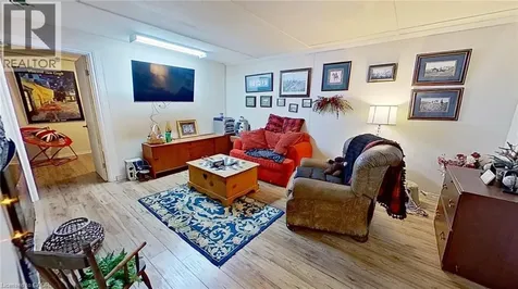 27 Hepburn Avenue St. Thomas ON N5R 4J4