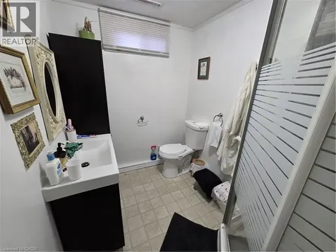 27 Hepburn Avenue St. Thomas ON N5R 4J4