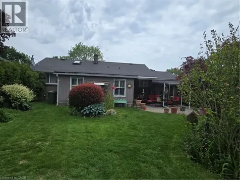 27 Hepburn Avenue St. Thomas ON N5R 4J4