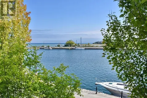 1 Shipyard Lane Collingwood ON L9Y 0W2