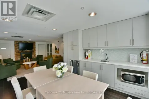1 Shipyard Lane Collingwood ON L9Y 0W2