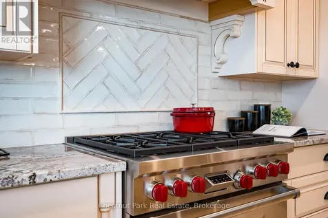 47 Glen Road Collingwood ON L9Y 0X2