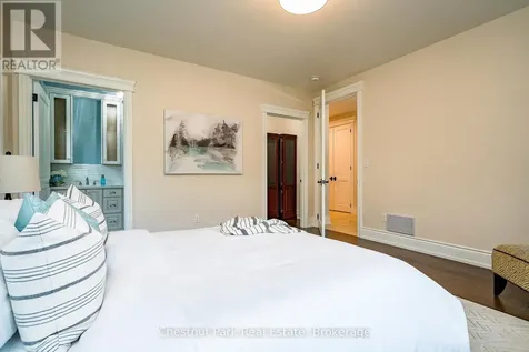47 Glen Road Collingwood ON L9Y 0X2