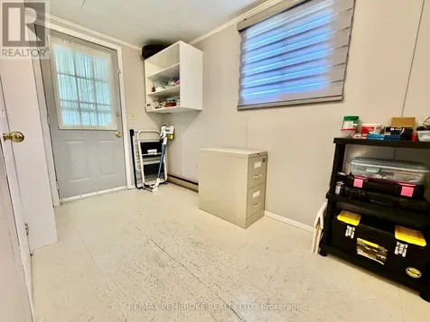 103 Pinehurst Estates Petawawa ON K8H 2H2