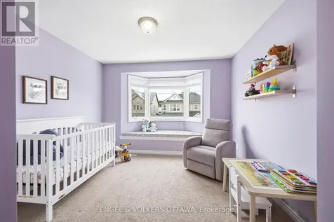 2206 Watercolours Way Ottawa ON K2J 5J8
