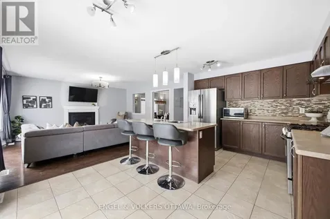 2206 Watercolours Way Ottawa ON K2J 5J8