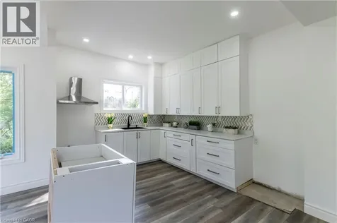 1411 56 Highway Glanbrook ON L0R 1P0