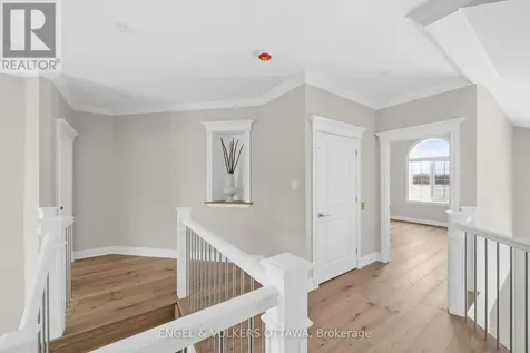 6373 Radisson Way Ottawa ON K1C 2Z9