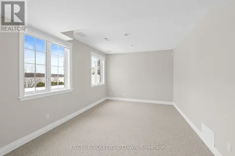 6373 Radisson Way Ottawa ON K1C 2Z9