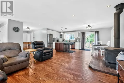 161 Forest Harbour Parkway Tay ON L0K 1E0